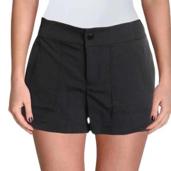 Athleta Pants - Athleta Trekkie Tribecca Shorts Size 2